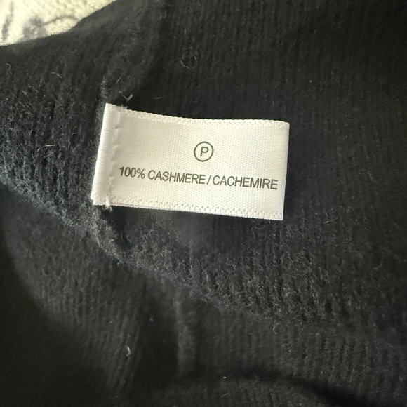 LISA TODD Pillow Talk Black Crop Top M Cashmere - Picture 2 of 5